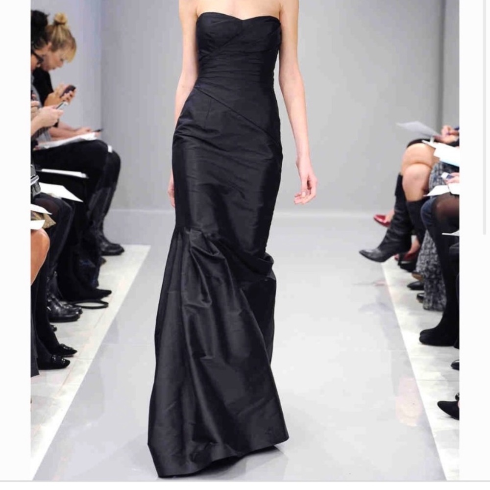 Stunning Monique Lhuillier bridesmaid’s taffeta gown dress sz 12